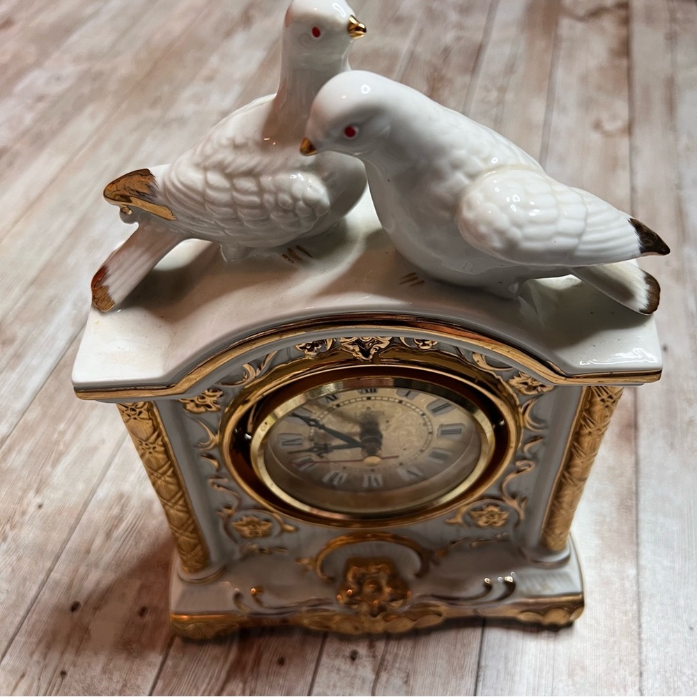 💚Royal Landex quartz dove mantel clock - Picture 4 of 12
